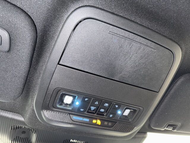 2025 Ford Explorer Platinum photo 29