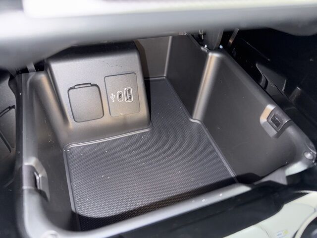 2025 Ford Explorer Platinum photo 23