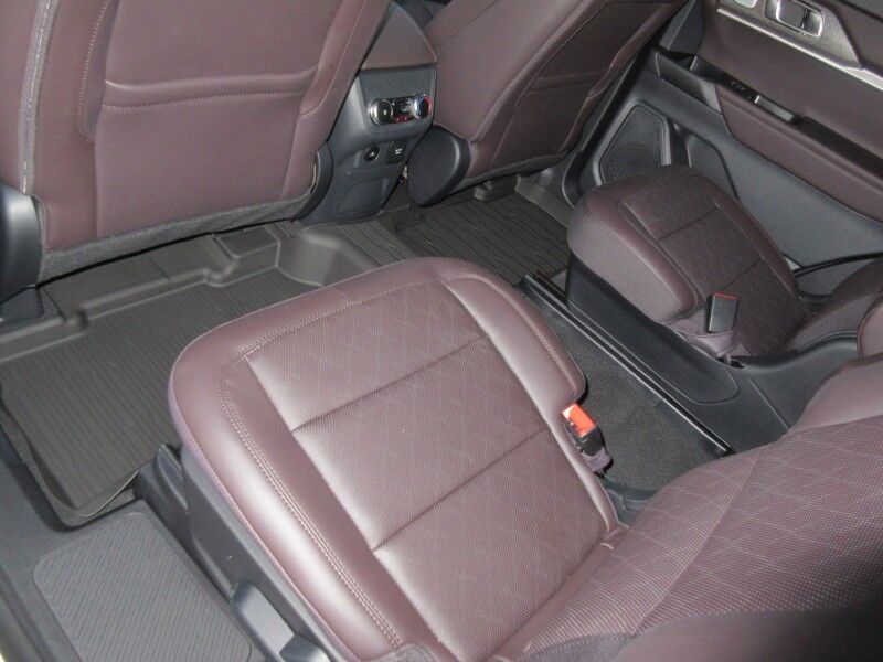 2025 Ford Explorer Platinum St. George SC