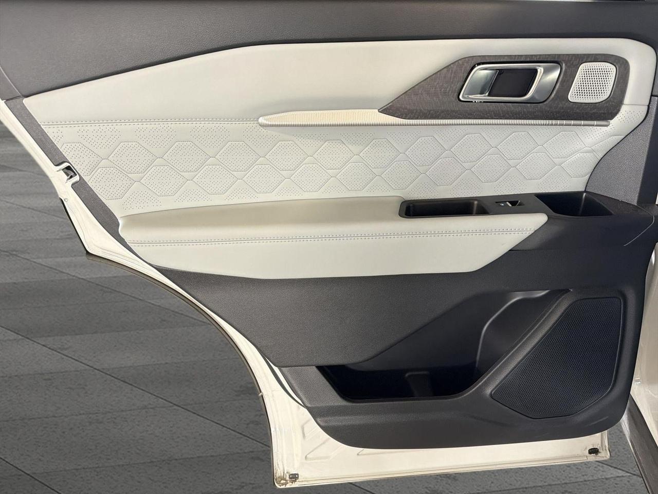 2025 Ford Explorer Platinum San Antonio TX