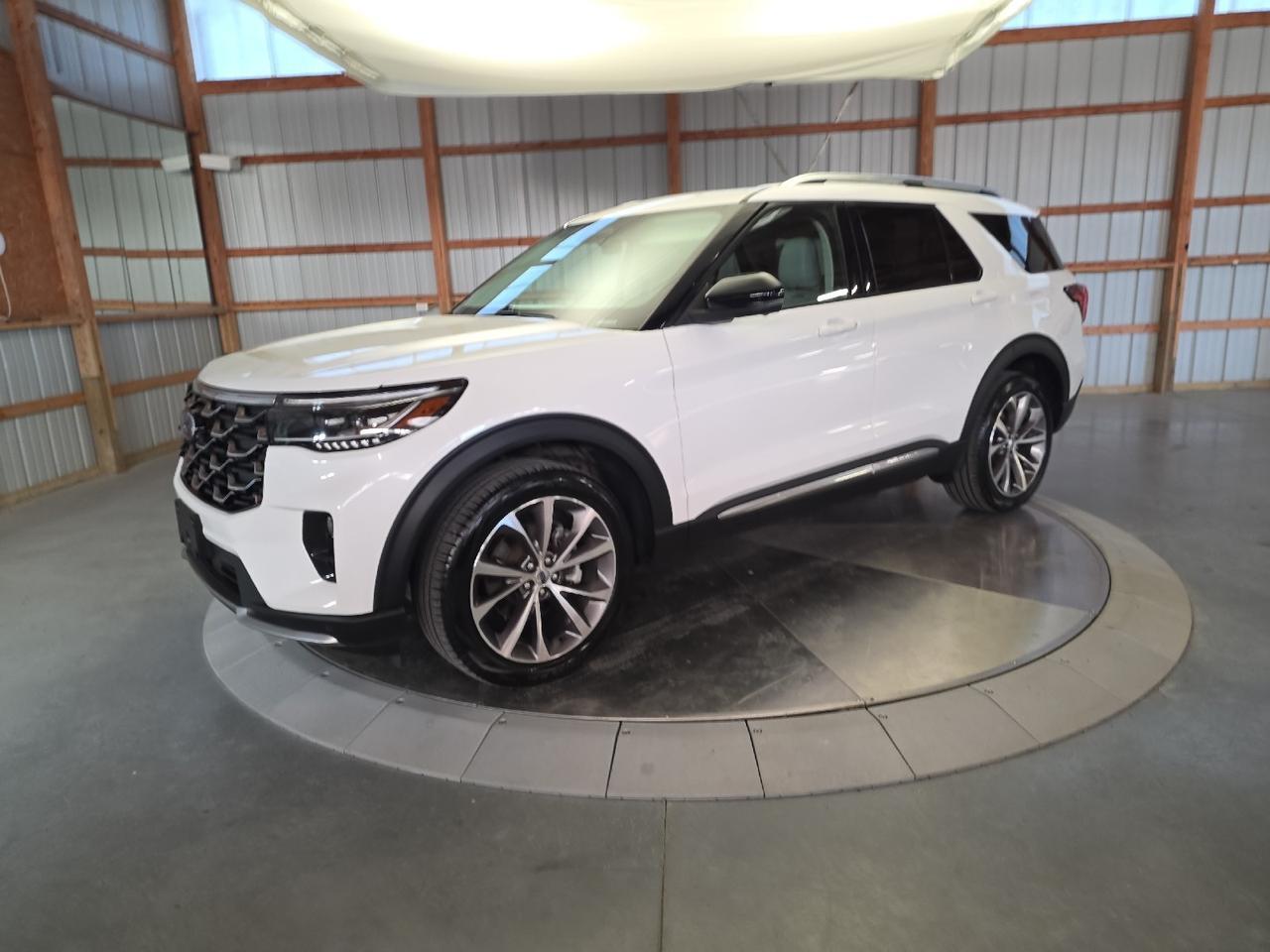2025 Ford Explorer Platinum Sand Lake NY