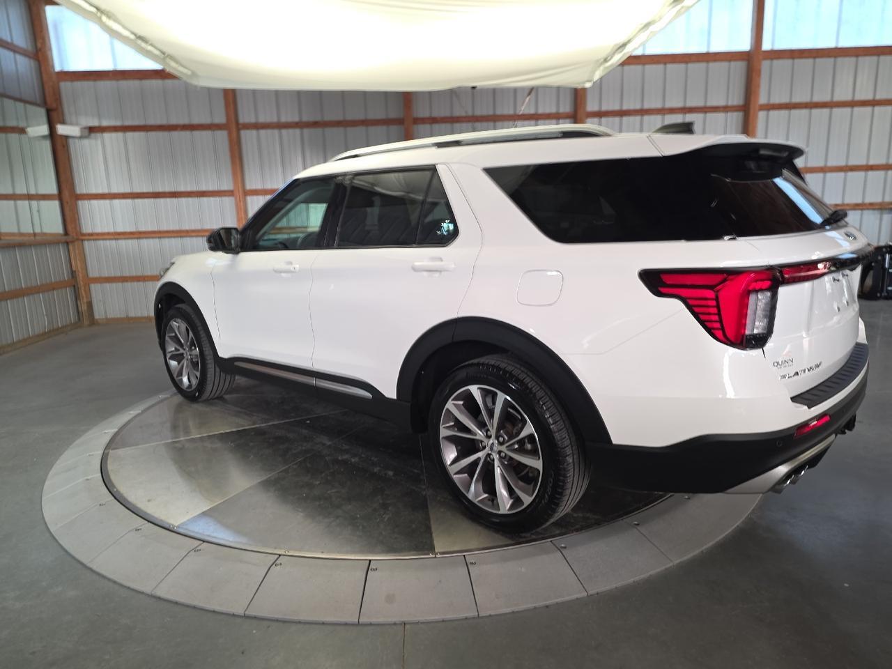 2025 Ford Explorer Platinum Sand Lake NY