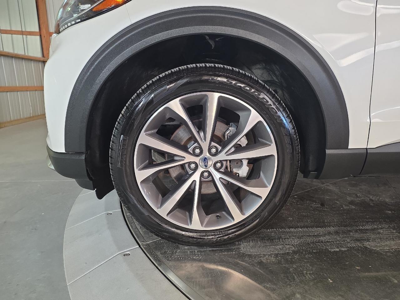 2025 Ford Explorer Platinum Sand Lake NY