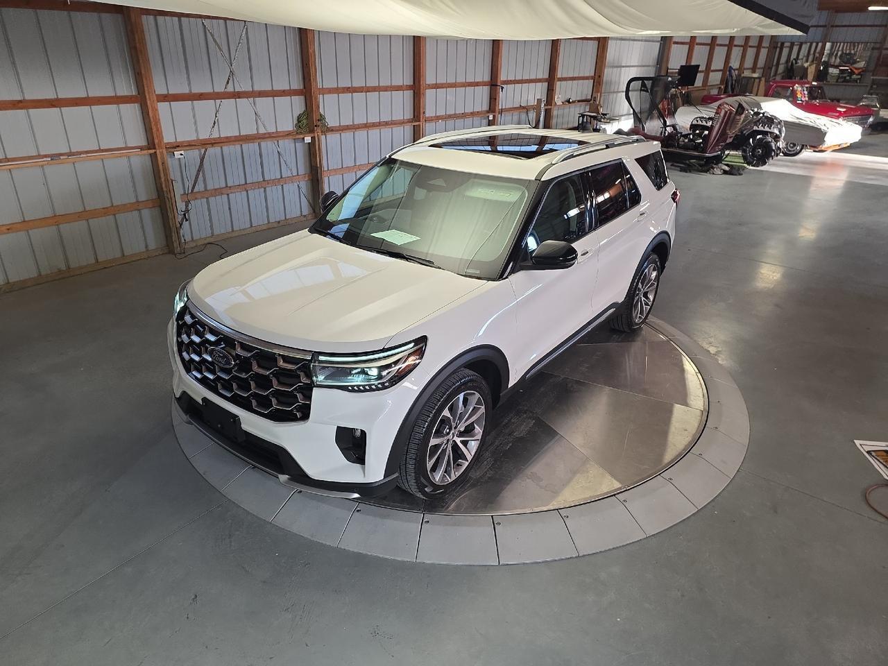 2025 Ford Explorer Platinum Sand Lake NY