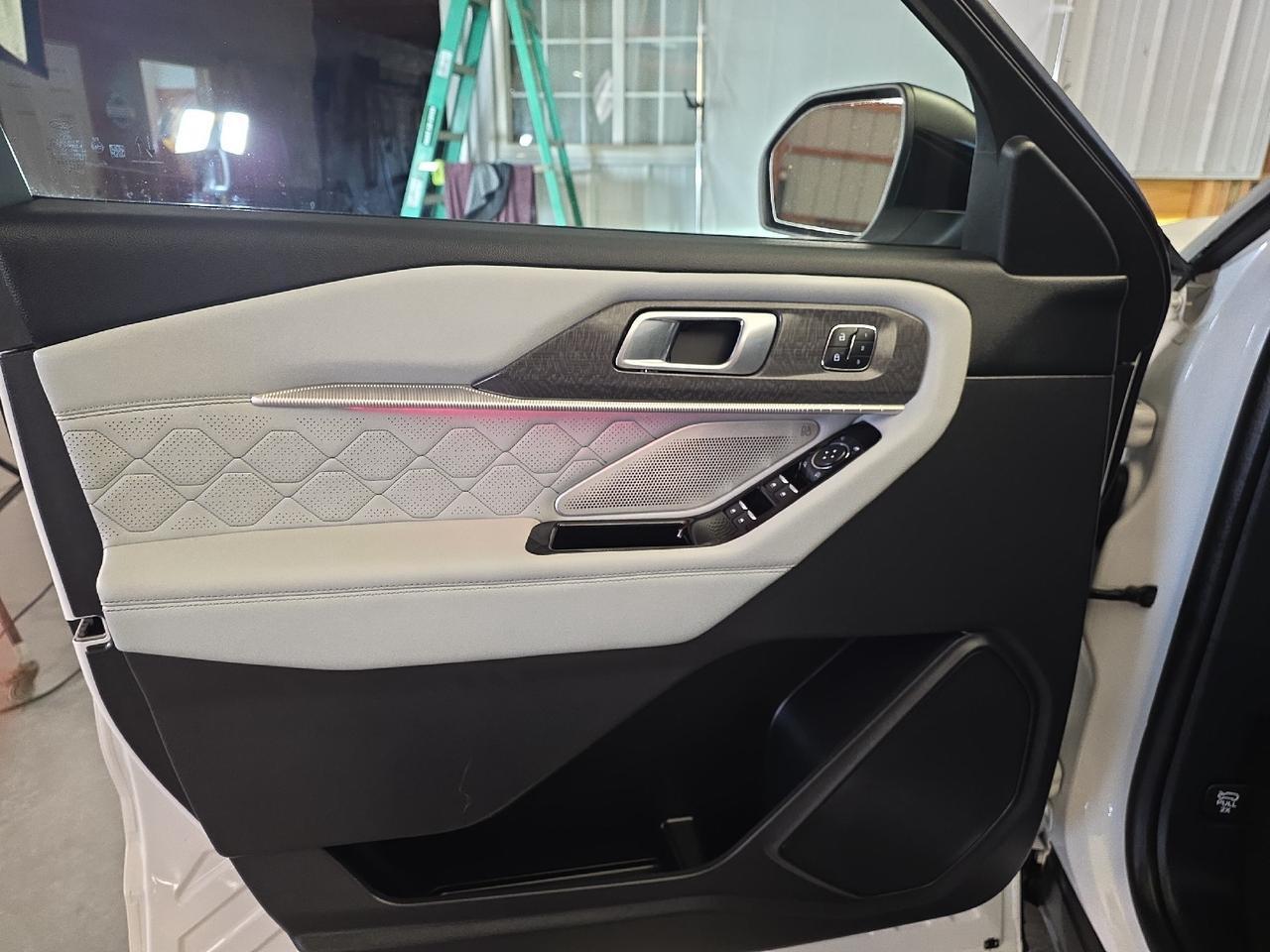 2025 Ford Explorer Platinum Sand Lake NY