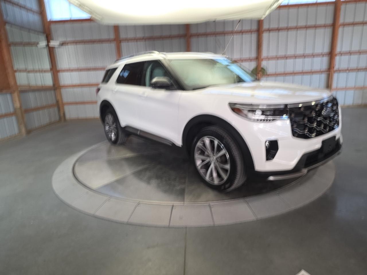 2025 Ford Explorer Platinum Sand Lake NY