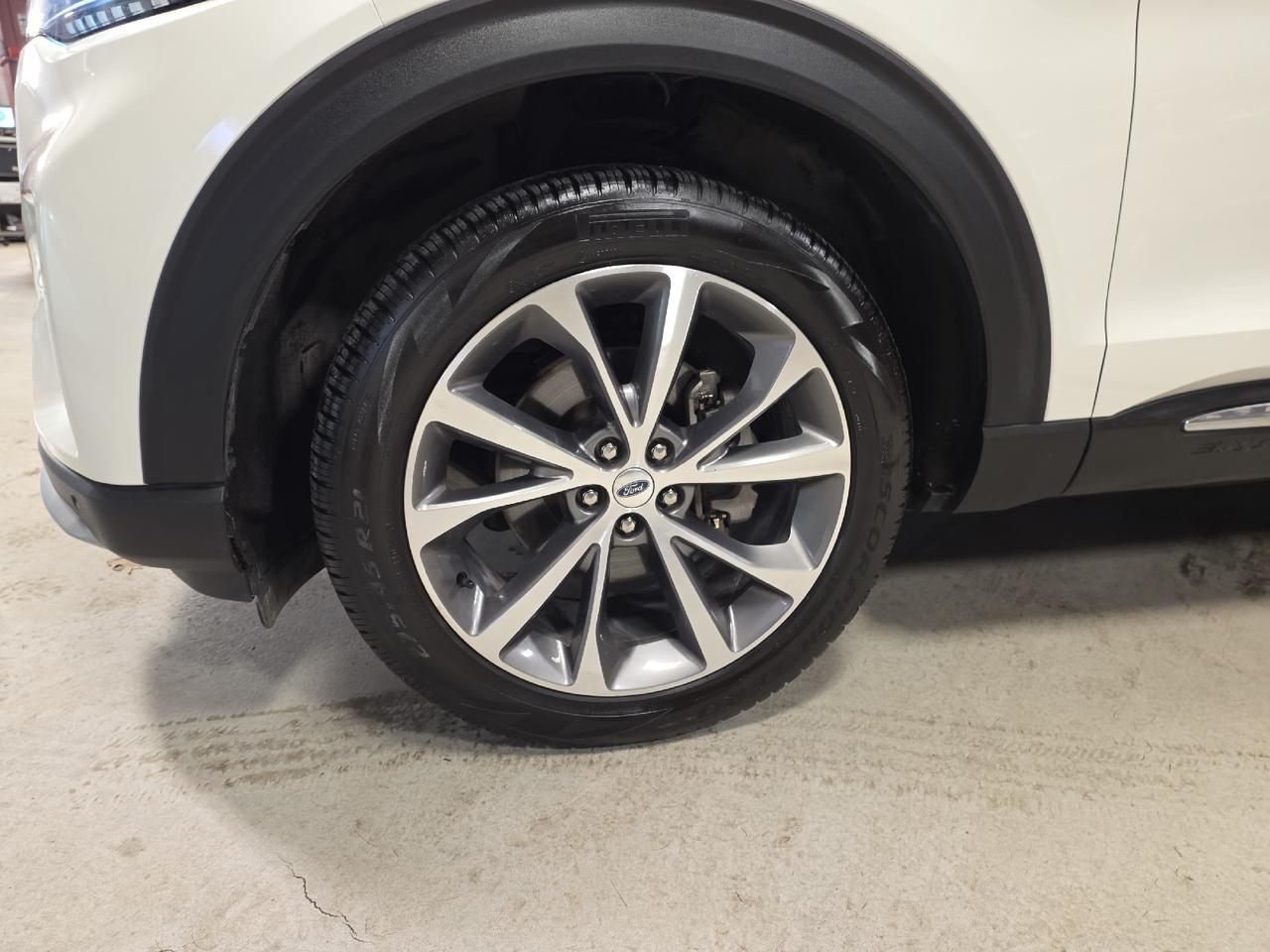 2025 Ford Explorer Platinum Sand Lake NY