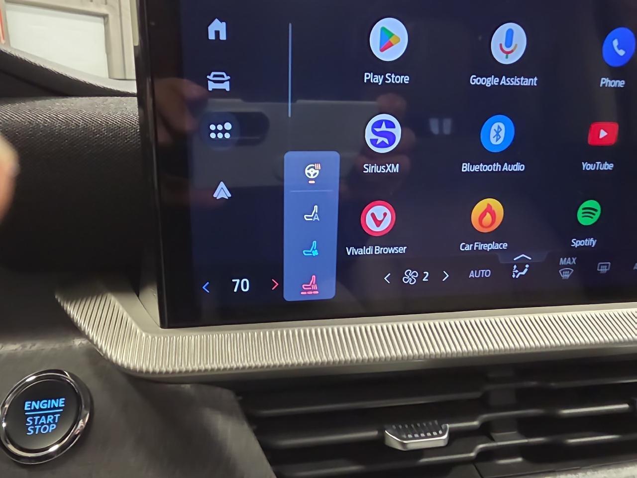 2025 Ford Explorer Platinum Sand Lake NY