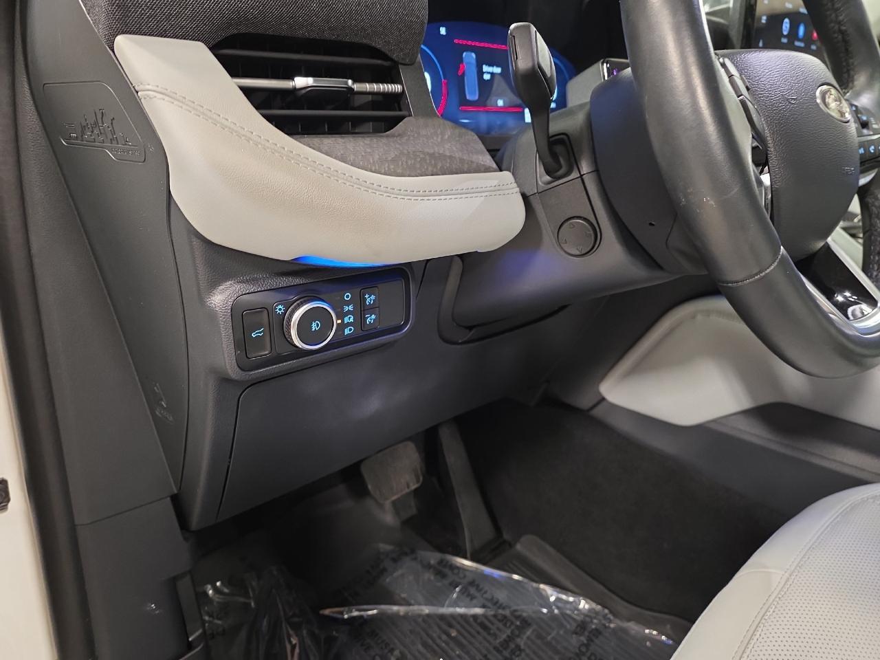 2025 Ford Explorer Platinum Sand Lake NY