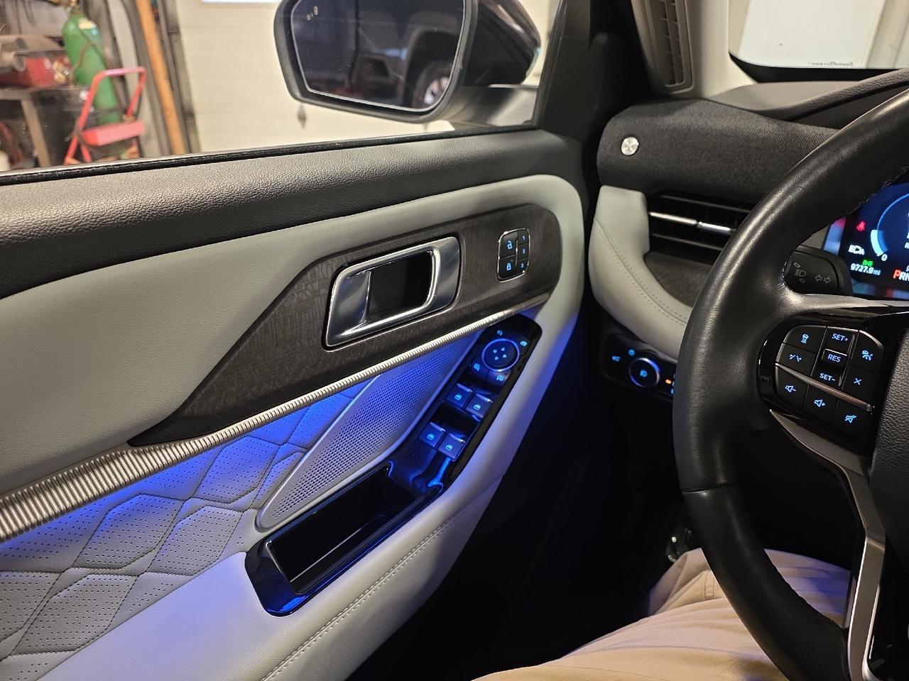 2025 Ford Explorer Platinum Sand Lake NY