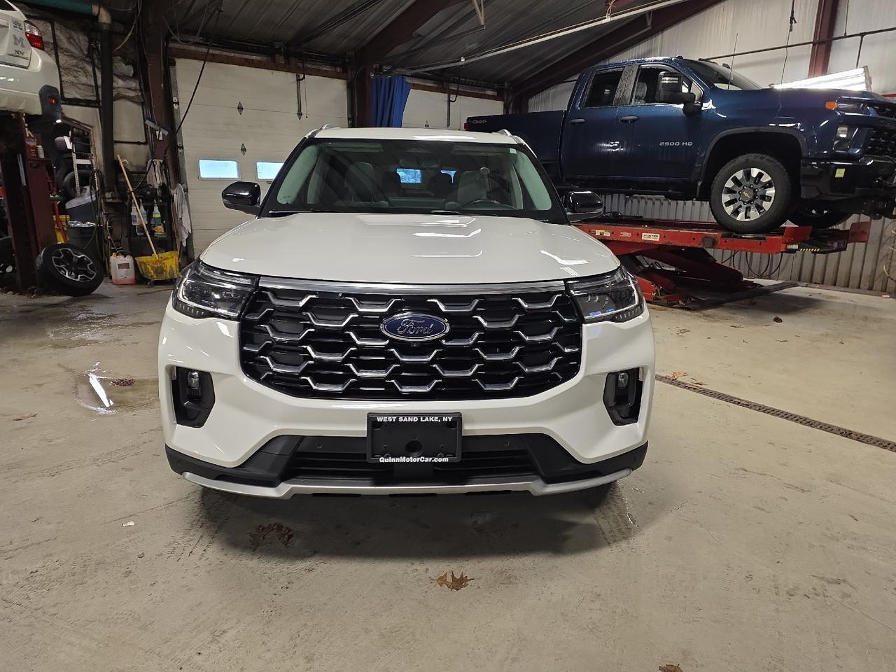 2025 Ford Explorer Platinum Sand Lake NY