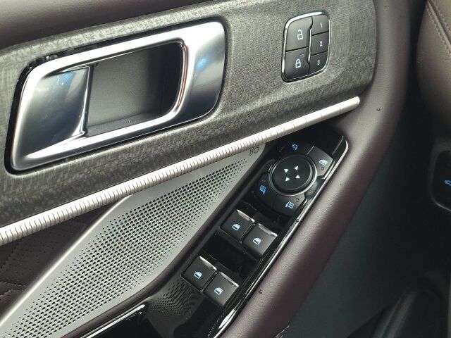 2025 Ford Explorer Platinum Watertown SD