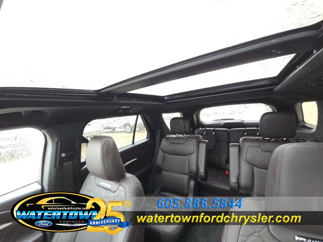 2025 Ford Explorer Platinum Watertown SD