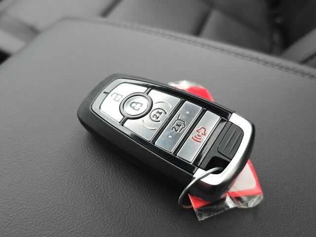 2025 Ford Explorer Platinum Watertown SD