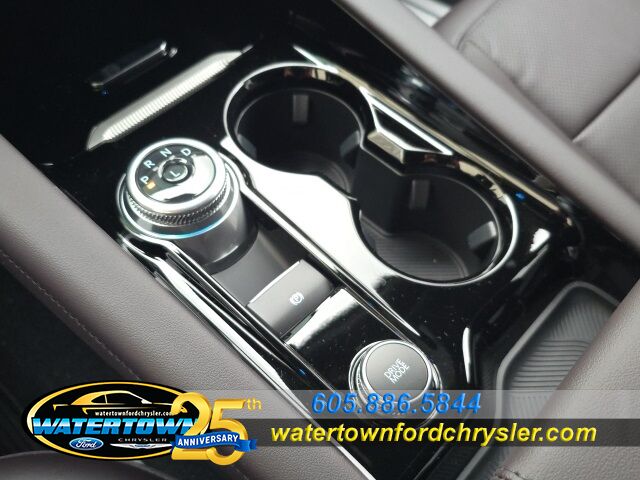 2025 Ford Explorer Platinum Watertown SD