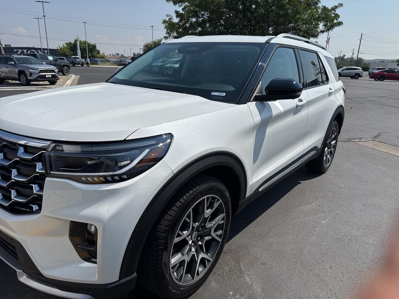 2025 Ford Explorer Platinum Ontario OR