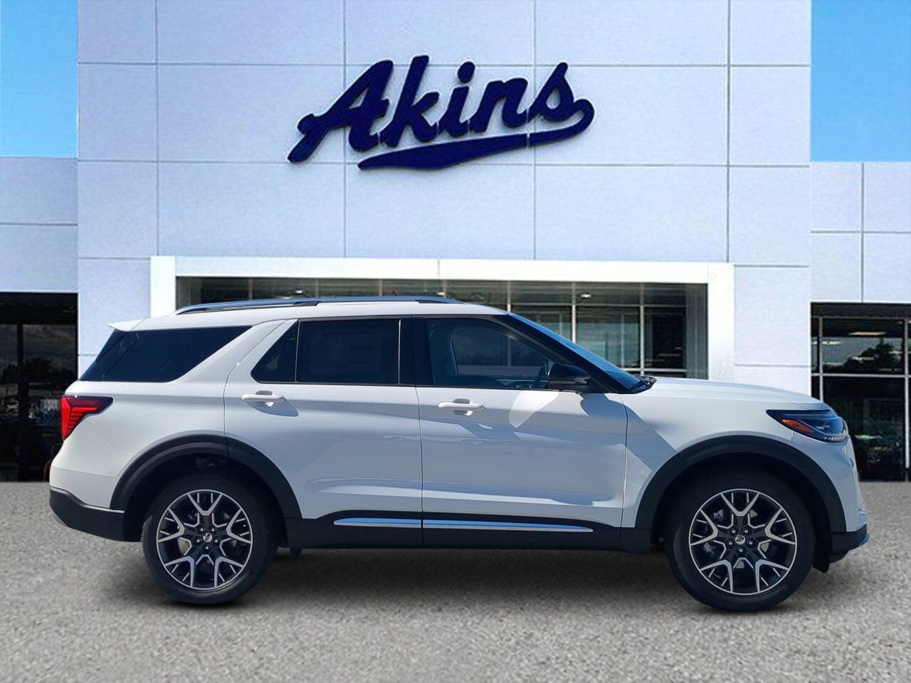 2025 Ford Explorer
