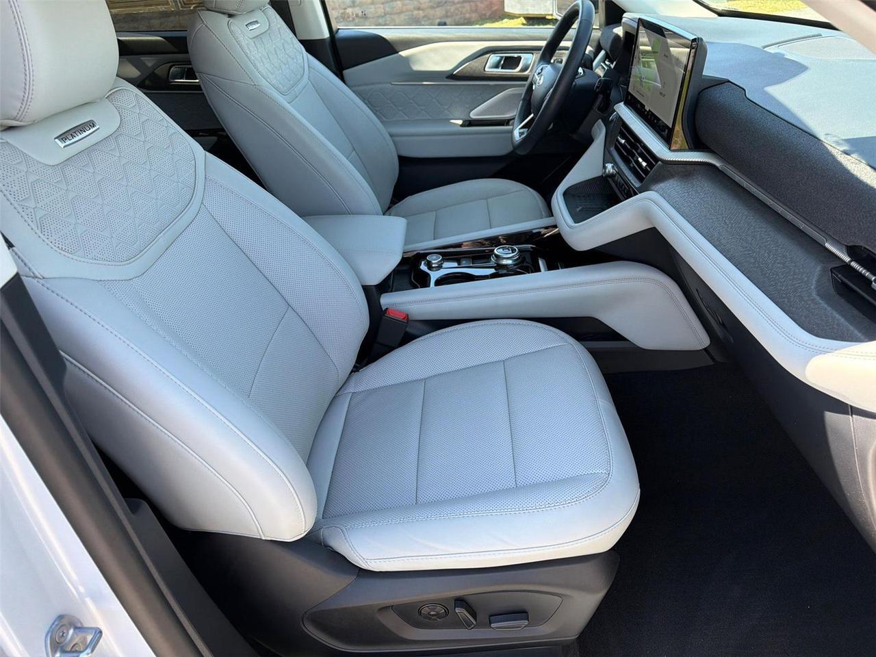 2025 Ford Explorer Platinum Hagerstown MD