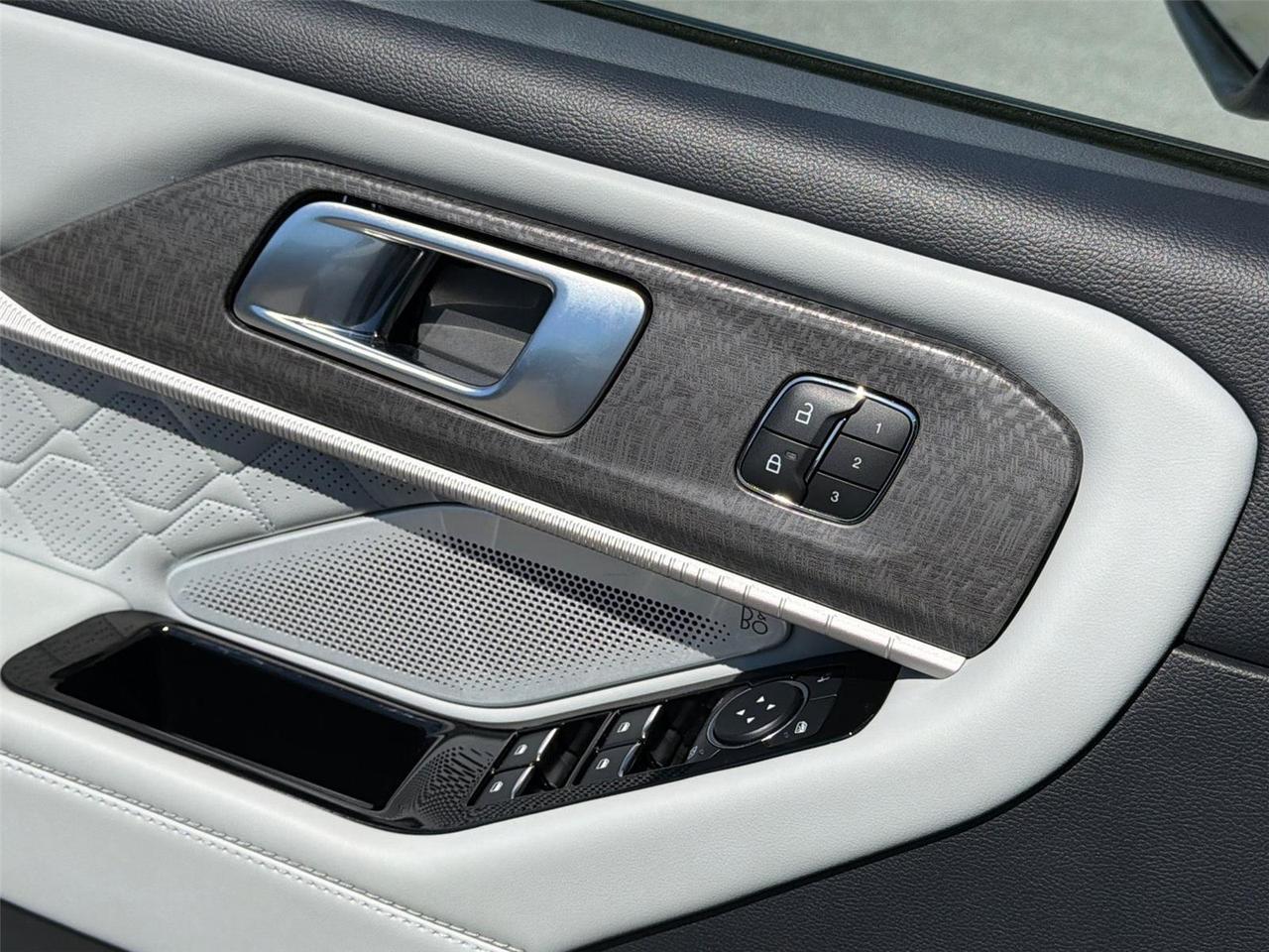 2025 Ford Explorer Platinum Hagerstown MD