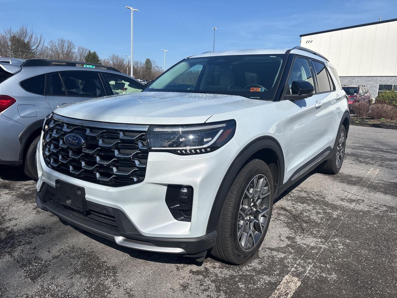 2025 Ford Explorer Platinum Hagerstown MD