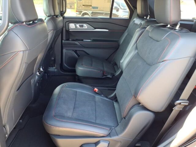 2025 Ford Explorer ST  TX