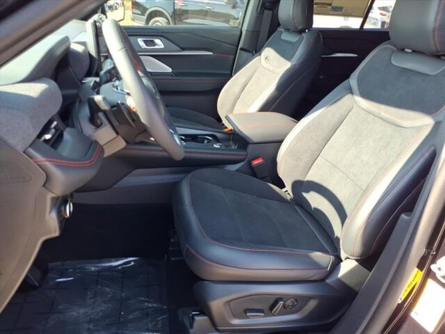 2025 Ford Explorer ST  TX