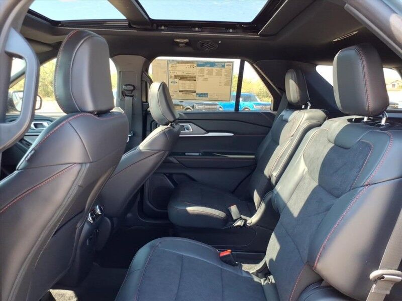 2025 Ford Explorer ST Del Rio TX