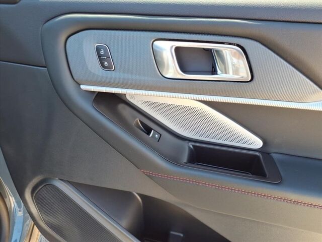 2025 Ford Explorer ST  TX