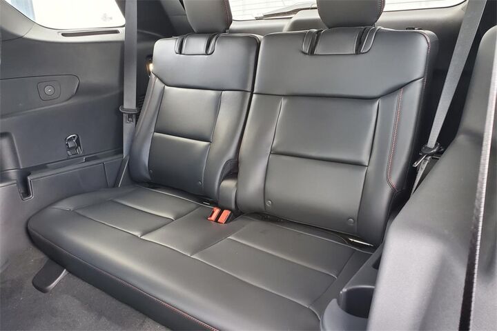 2025 Ford Explorer ST  TX