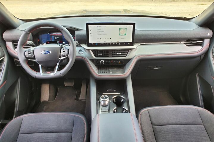 2025 Ford Explorer ST  TX