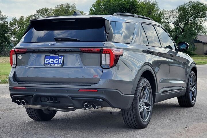 2025 Ford Explorer ST  TX