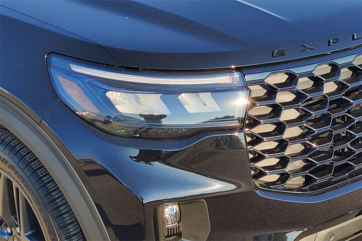 2025 Ford Explorer ST  TX