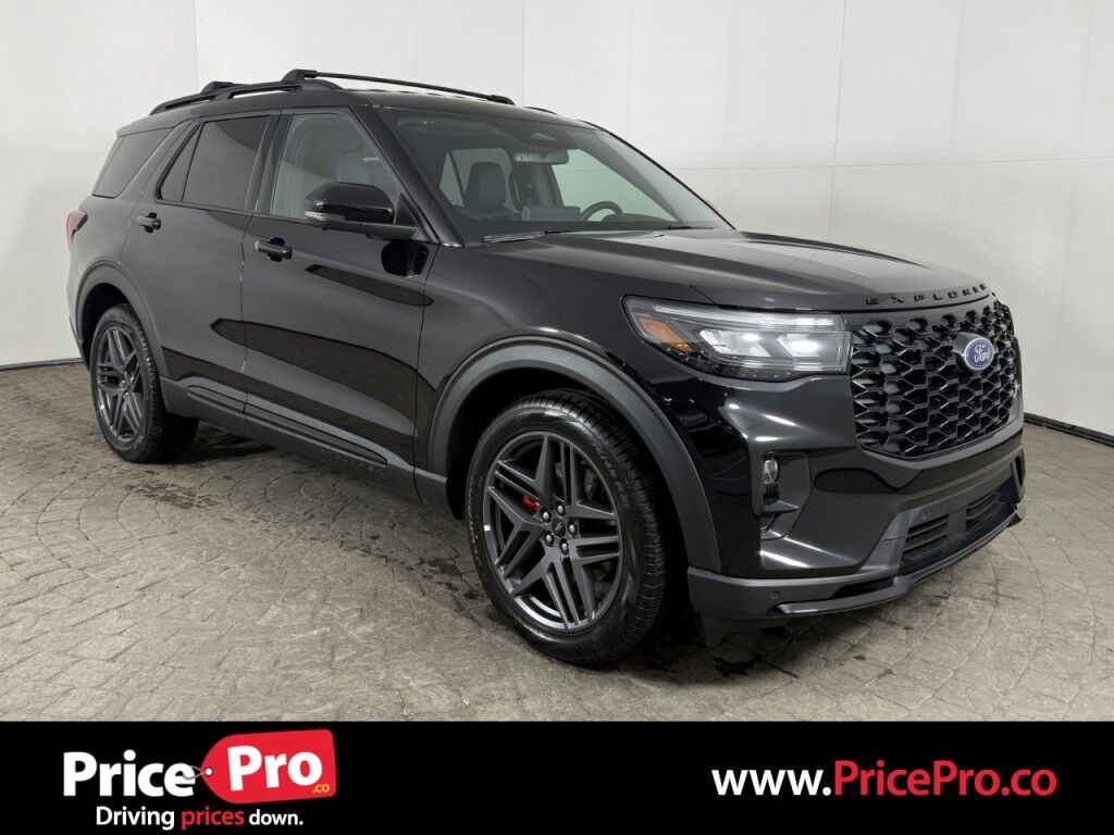 2025 Ford Explorer ST 3.0L Ecoboost 4WD **Only 18 Miles**