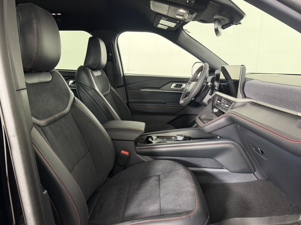 2025 Ford Explorer ST 3.0L Ecoboost 4WD **Only 18 Miles** Maumee OH