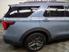2025 Ford Explorer ST 4WD 6 Passenger Fond du Lac WI