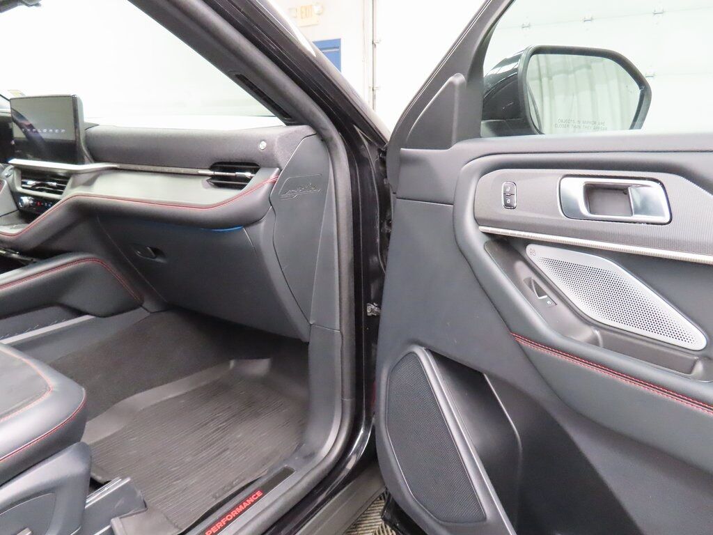 2025 Ford Explorer ST 4WD Fond du Lac WI