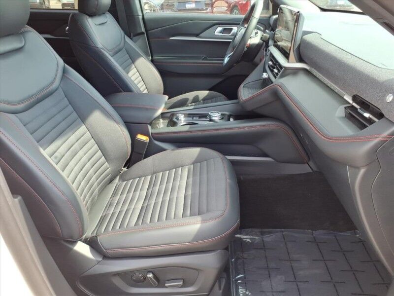 2025 Ford Explorer ST-Line Del Rio TX