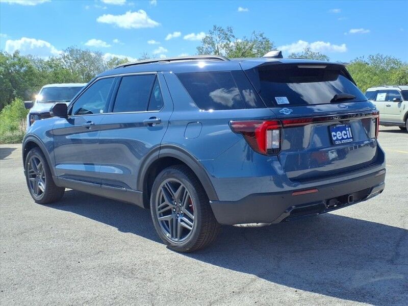 2025 Ford Explorer ST-Line Del Rio TX