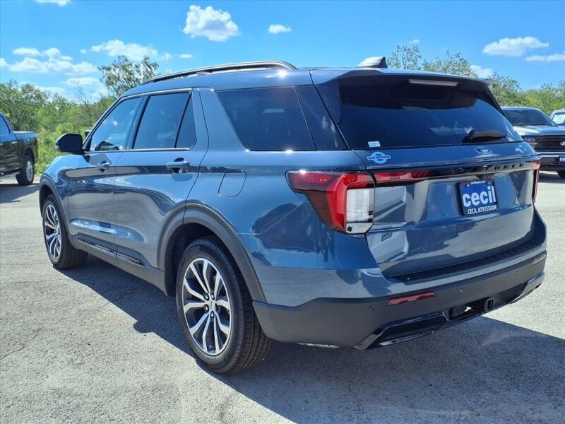 2025 Ford Explorer ST-Line Del Rio TX