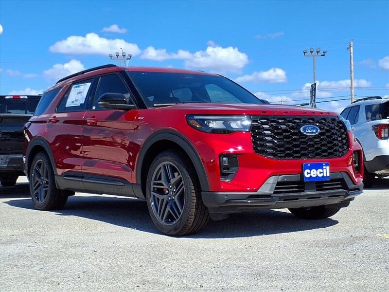 2025 Ford Explorer ST-Line