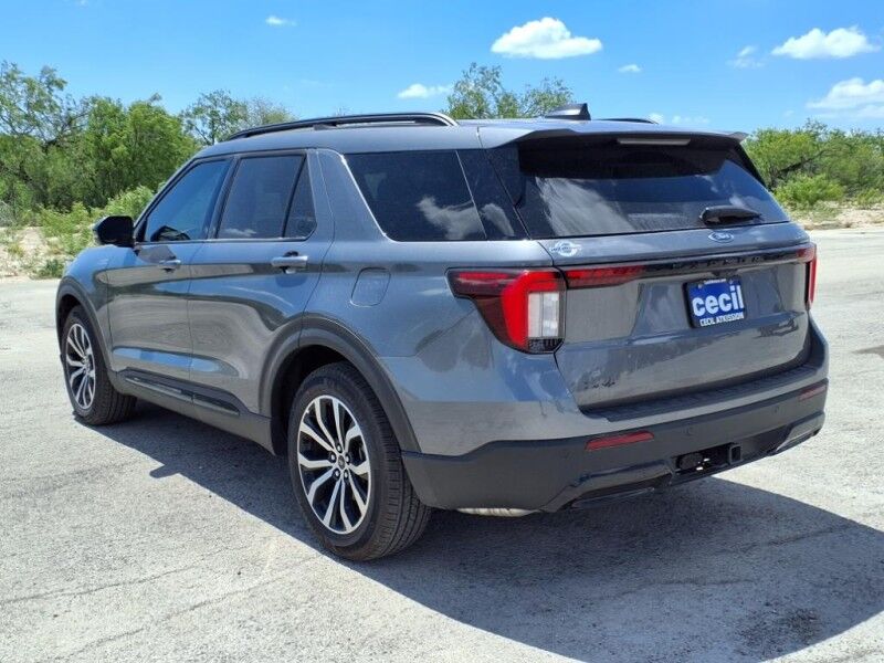 2025 Ford Explorer ST-Line Del Rio TX