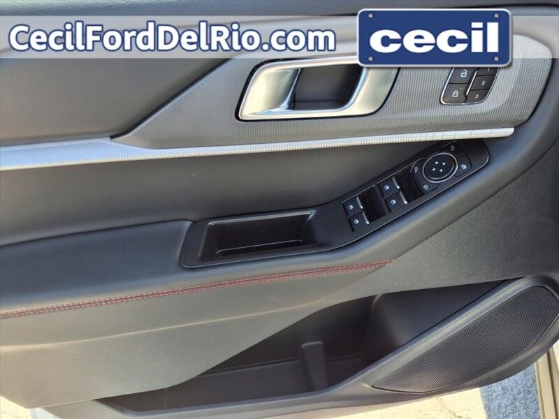 2025 Ford Explorer ST-Line Del Rio TX