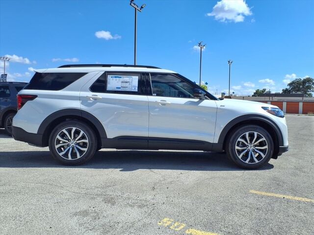 2025 Ford Explorer ST-Line  TX 2025 Ford Explorer ST-Line  TX