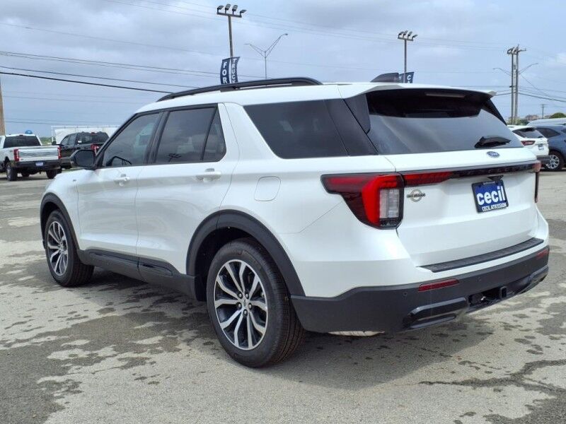2025 Ford Explorer ST-Line Del Rio TX