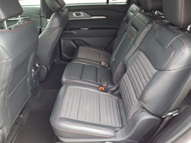 2025 Ford Explorer ST-Line  TX