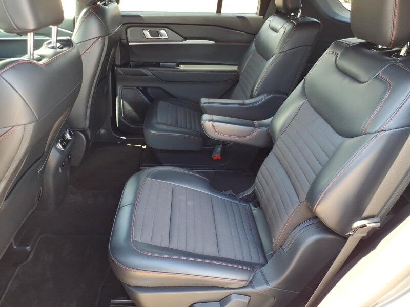 2025 Ford Explorer ST-Line Del Rio TX