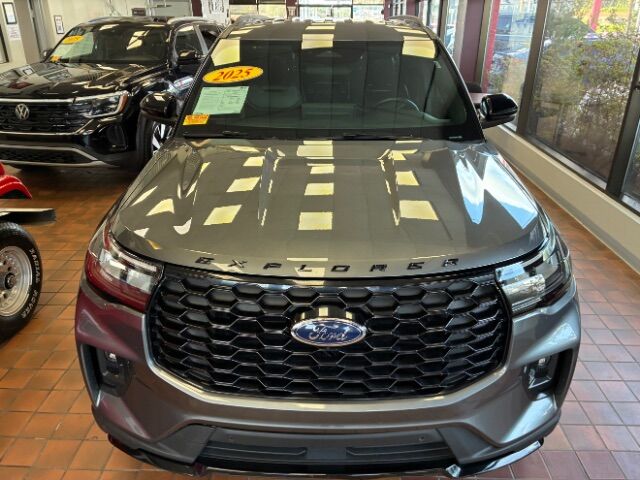 2025 Ford Explorer ST-Line Charlotte NC
