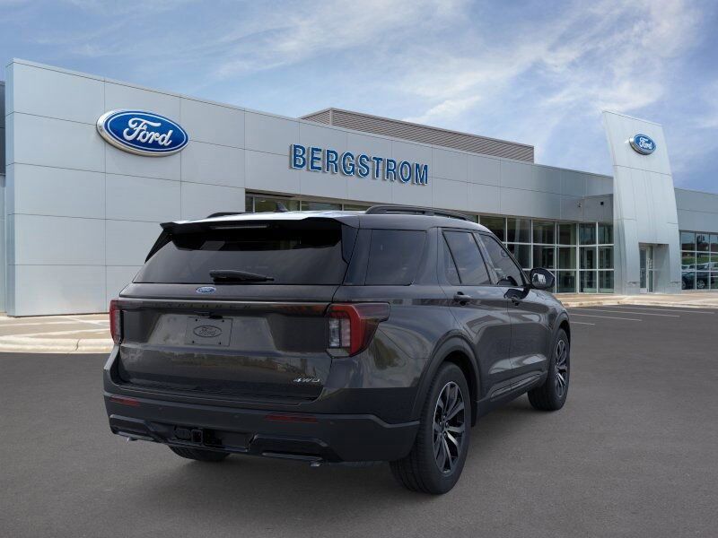 2025 Ford Explorer ST-Line Green Bay WI