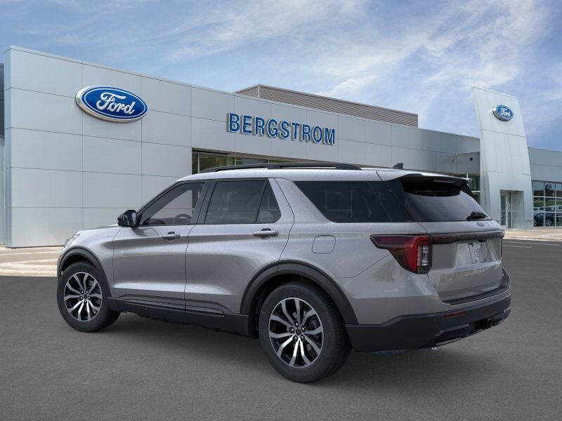 2025 Ford Explorer ST-Line Green Bay WI
