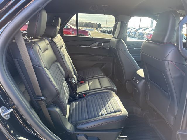 2025 Ford Explorer ST-Line Random Lake WI